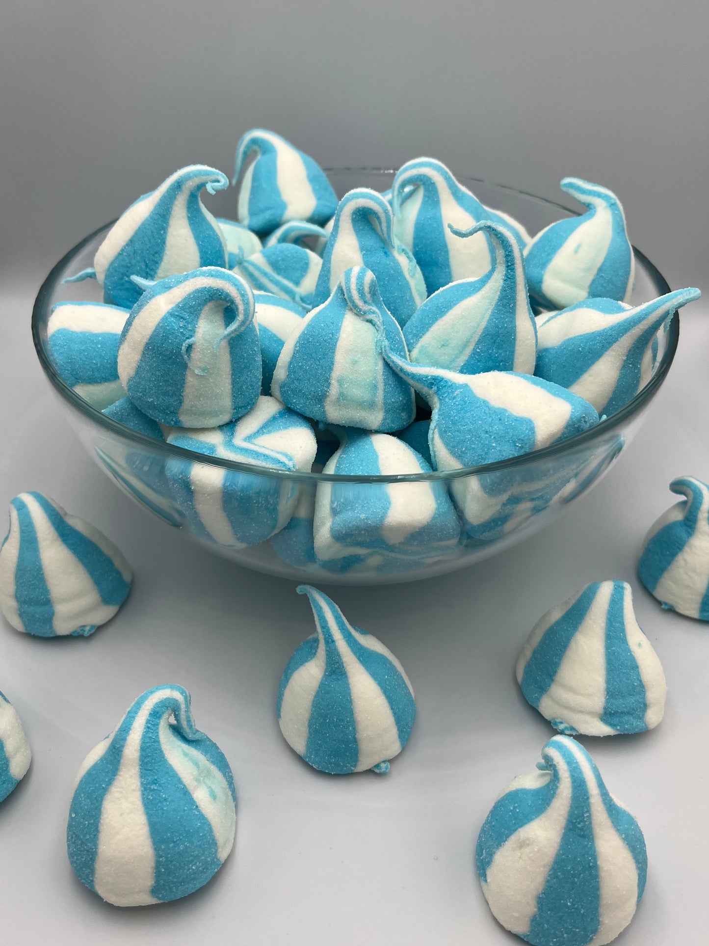 Áfonyás manósapka